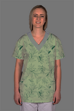 Load image into Gallery viewer, Green Scrub Top Ladies